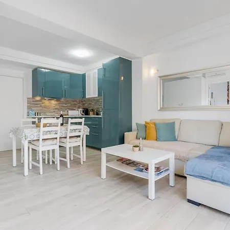 Apartment Caballito De Mar - Cozy 250m From
